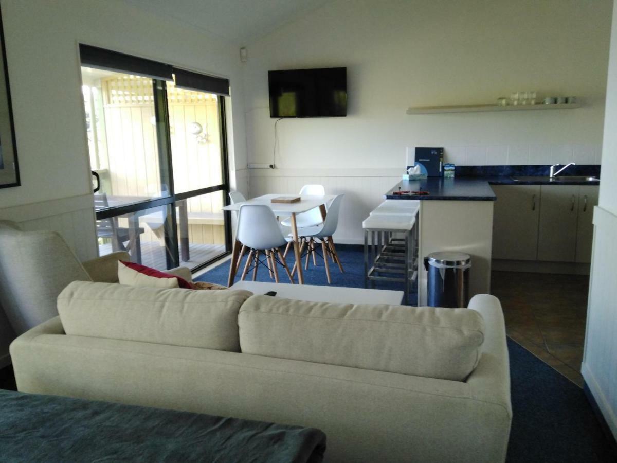 Whatuwhiwhi Top 10 Holiday Park Tokerau Beach エクステリア 写真